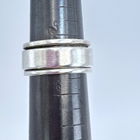 VTG Solid Sterling Silver 925 Minimalist Spinner Band Ring Size 5.25 - Picture 7 of 7